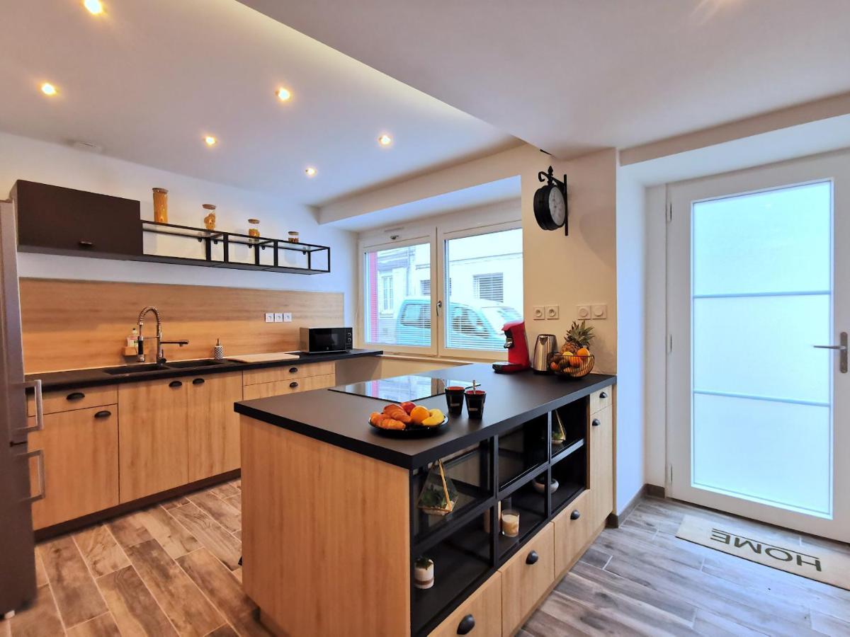 Appartement Luxueux Au Coeur De La Doutre Angers Luaran gambar