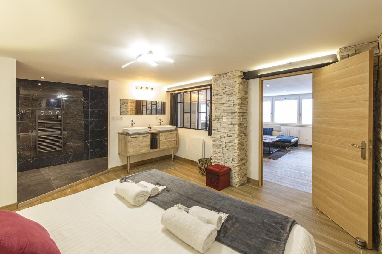 Appartement Luxueux Au Coeur De La Doutre Angers Luaran gambar