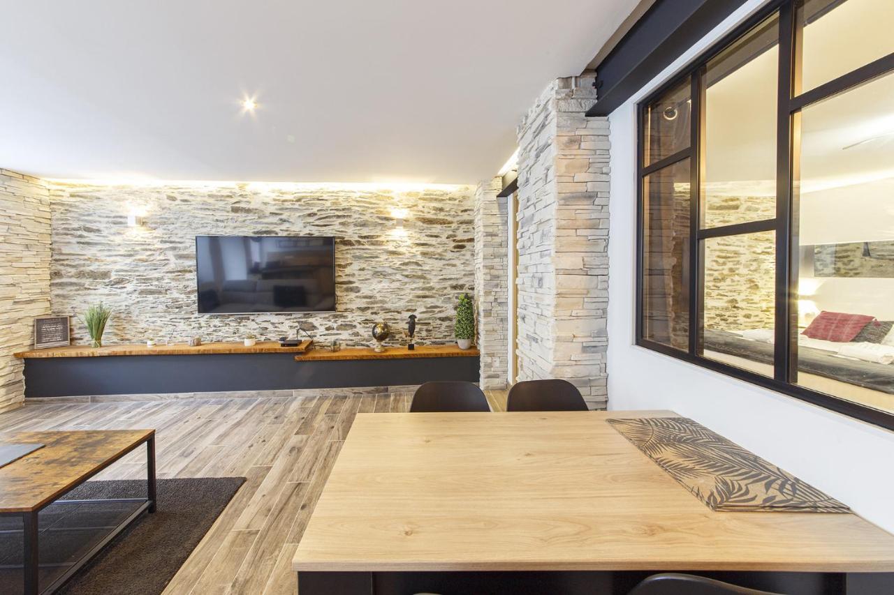 Appartement Luxueux Au Coeur De La Doutre Angers Luaran gambar